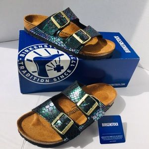 BIRKENSTOCK | Arizona Shiny Black | Size 8 | NWT